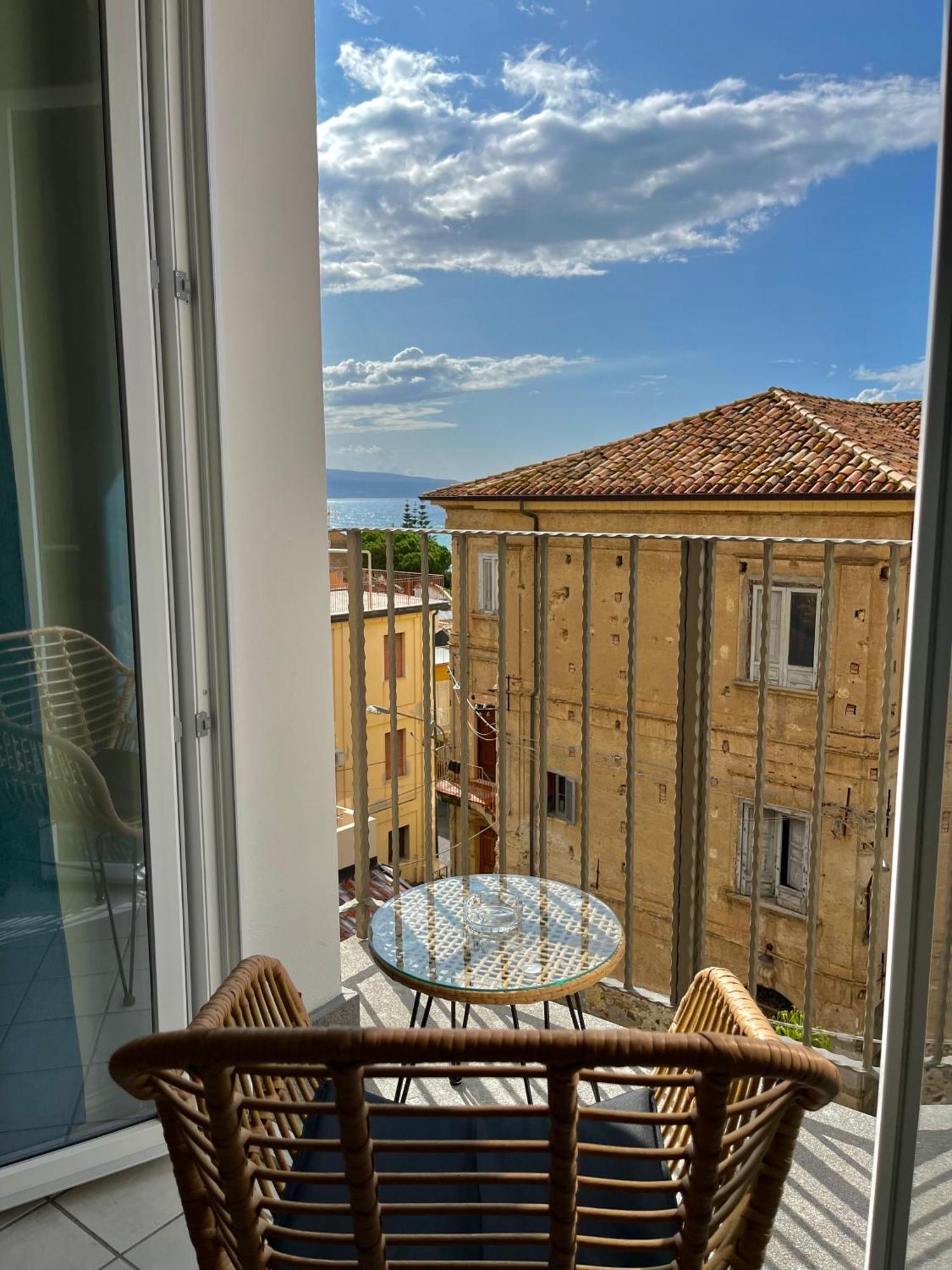 Casa Vacanze Penelope Pizzo  Bagian luar foto