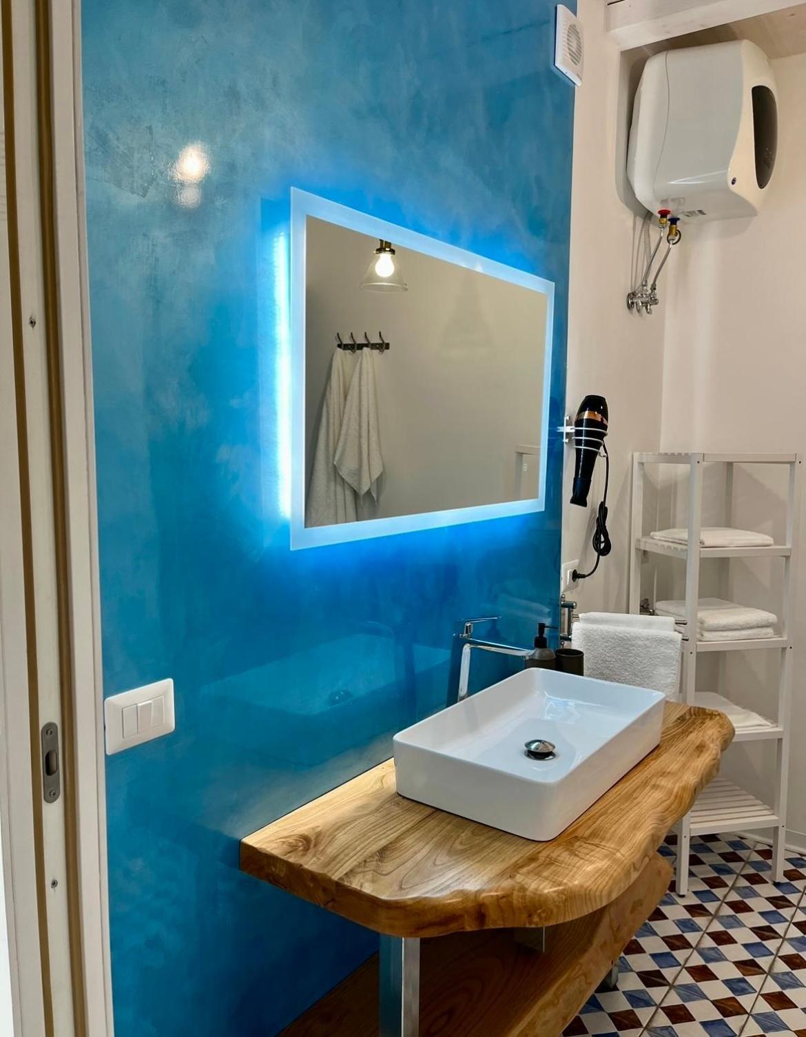 Casa Vacanze Penelope Pizzo  Bagian luar foto