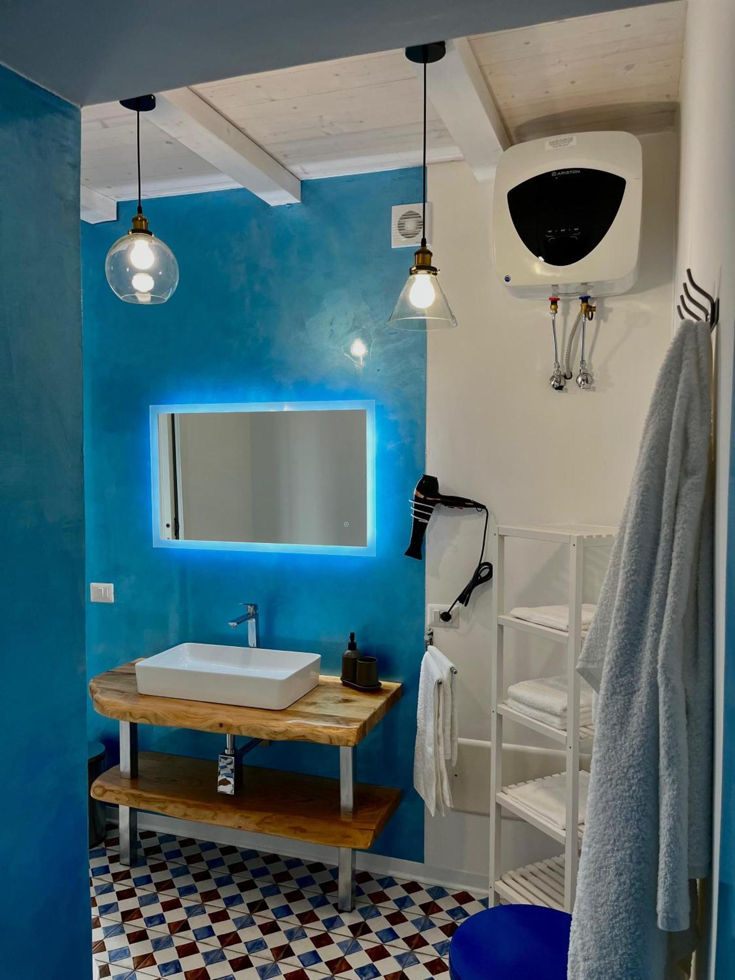 Casa Vacanze Penelope Pizzo  Bagian luar foto