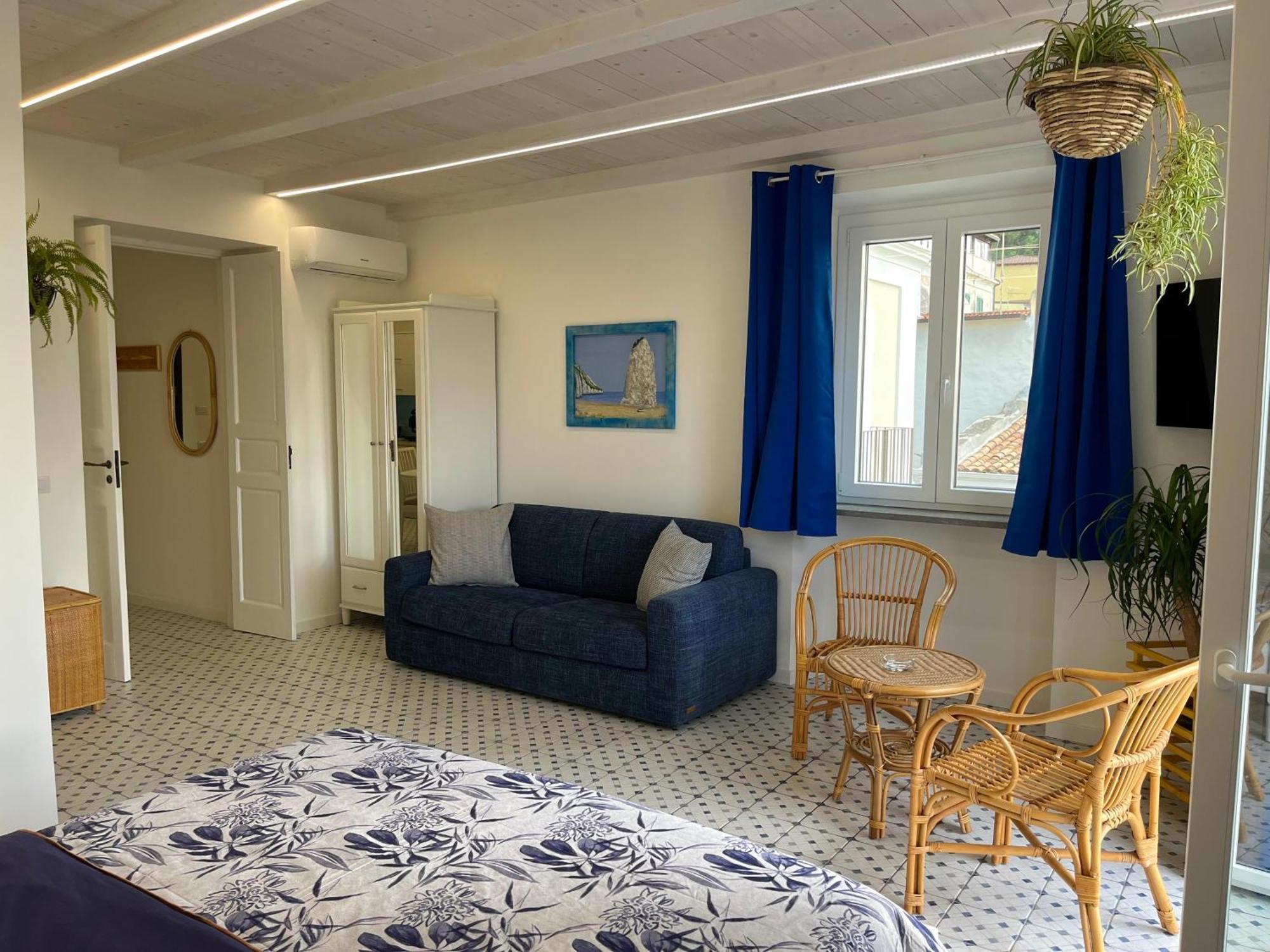 Casa Vacanze Penelope Pizzo  Bagian luar foto